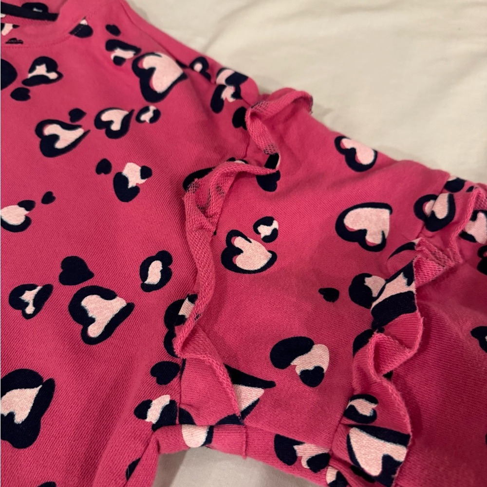 Crown & Ivy Pink Heart Leopard Print Ruffle Sweatshirt Small Cozy - Picture 6 of 8
